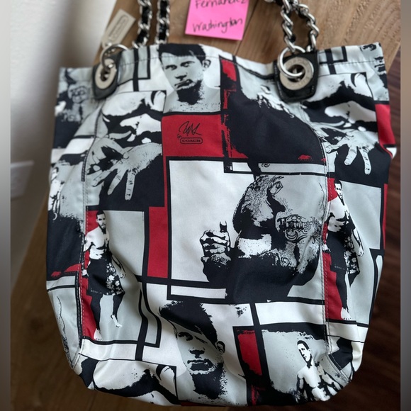 RARE Limited Edition Coach x UFC bag - Picture 6 of 16